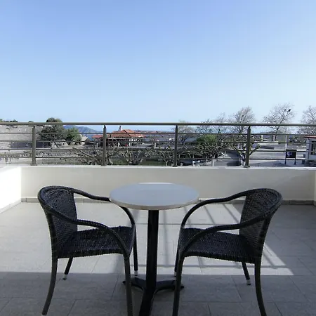 Delina Mountain 4*