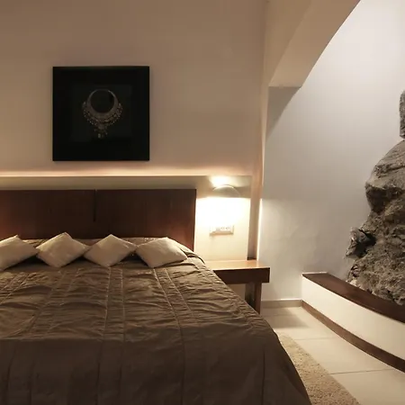 Delina Mountain 4*